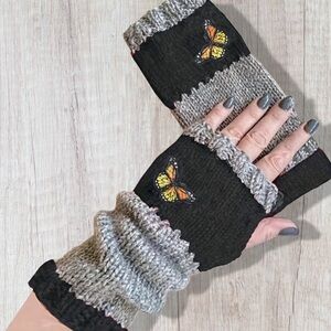 Long Fingerless Knitted Gloves Butterfly Black OS